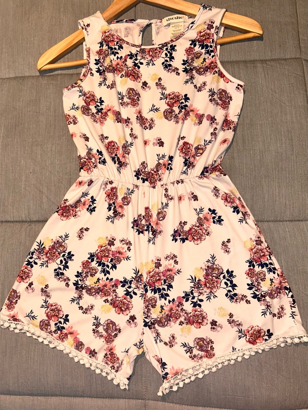Girls Floral Sleeveless Romper in Blush Pink